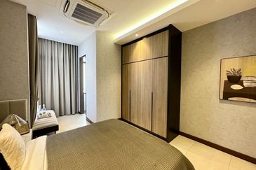 Iskandar Puteri 2 Storey Superlink House For Sale!