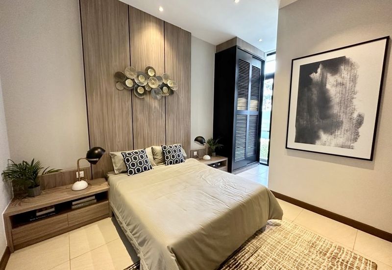 Iskandar Puteri 2 Storey Superlink House For Sale!