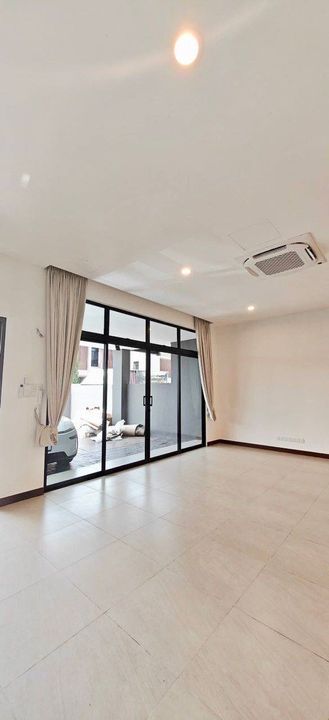 Aurora Sentral Villa @ Iskandar Puteri Double Storey Superlink House For Sale, Johor, 