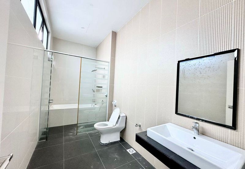 Sky Loft Premium Suites, Bukit Indah