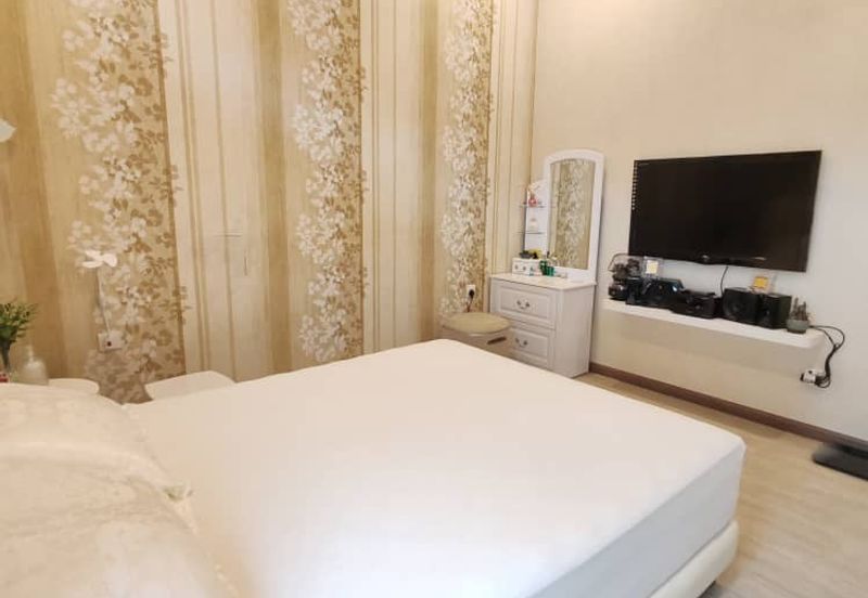 Featherstone @Eco Botanic