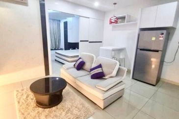 Dedaun Hijau (Greenfield Regency)