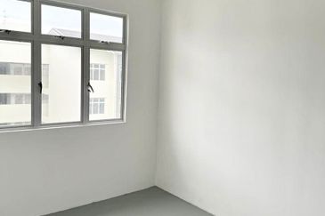 Pangsapuri Flora Damai Nearby Eco Spring Apartment For Sale