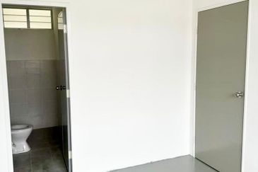 Pangsapuri Flora Damai Nearby Eco Spring Apartment For Sale