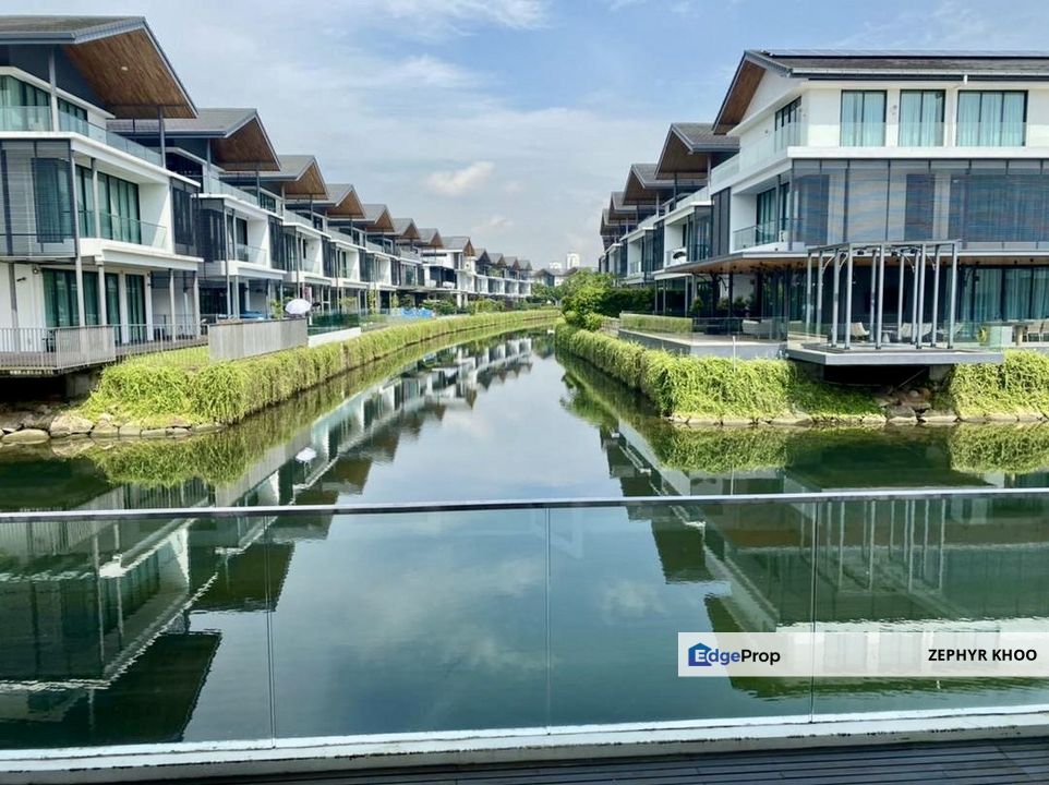 Senibong Cove @ Isola Villa Permas Jaya 3 Storey Bungalow House For Sale, Johor, Masai