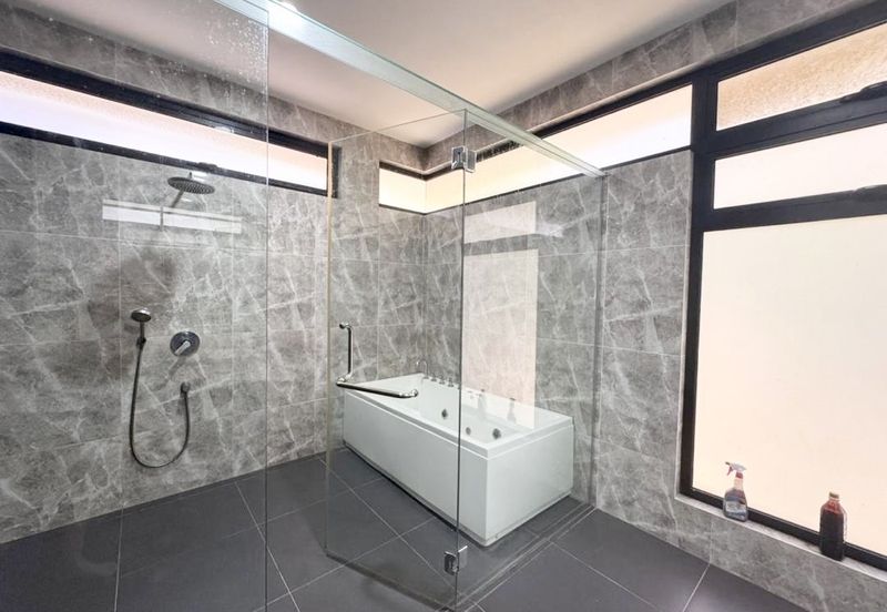 The Canal Garden @ Horizon Hills 3 Storey Semi Detached House For Sale Now!