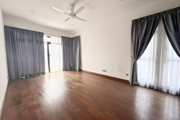 The Canal Garden @ Horizon Hills 3 Storey Semi Detached House For Sale Now!