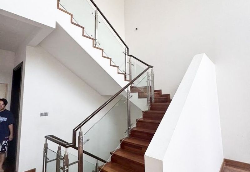 The Canal Garden @ Horizon Hills 3 Storey Semi Detached House For Sale Now!