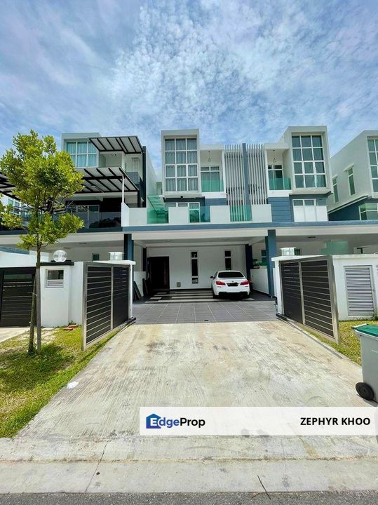 Taman Nusa Sentral @ Iskandar Puteri 3 Storey Superlink House For Sale, Johor, 