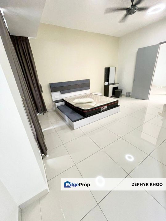 Taman Nusa Sentral @ Iskandar Puteri 3 Storey Superlink House For Sale, Johor, 