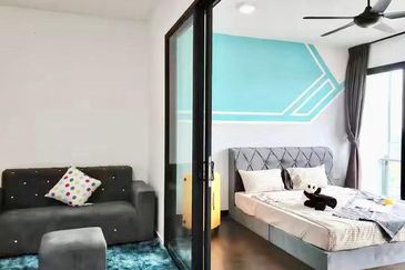 Almas @ Puteri Harbour