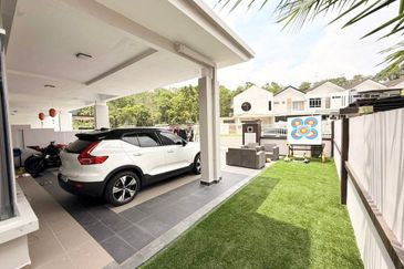 The Green @ Horizon Hills Double Storey Terrace House (End Lot) For Sale Now!