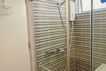 Somerset Puteri Harbour