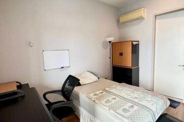 Somerset Puteri Harbour