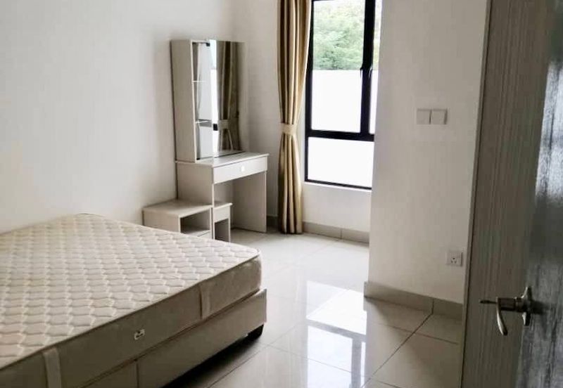 The Canal Garden North, Horizon Hills