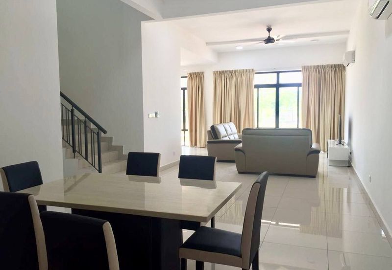 The Canal Garden North @ Horizon Hills Double Storey Terrace House For Rent!