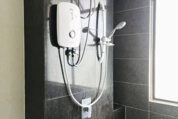 The Canal Garden North @ Horizon Hills Double Storey Terrace House For Rent!