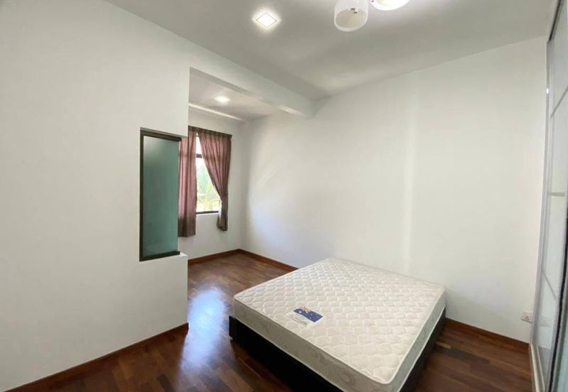 Golf East @ Horizon Hills Double Storey Cluster House For Rent Now!