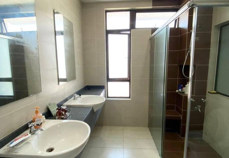 Golf East @ Horizon Hills Double Storey Cluster House For Rent Now!