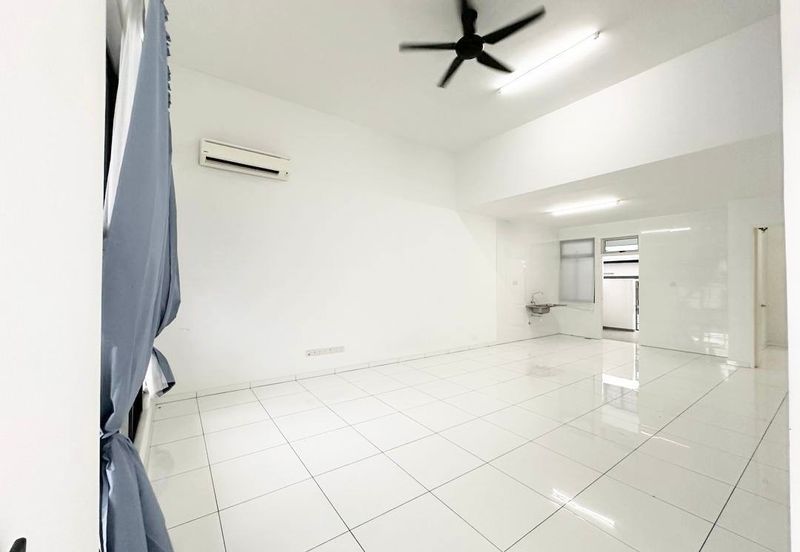 Bukit Indah Avenue 26 @ Villosa