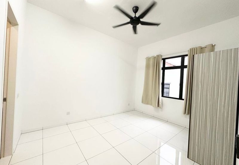 Bukit Indah Avenue 26 @ Villosa