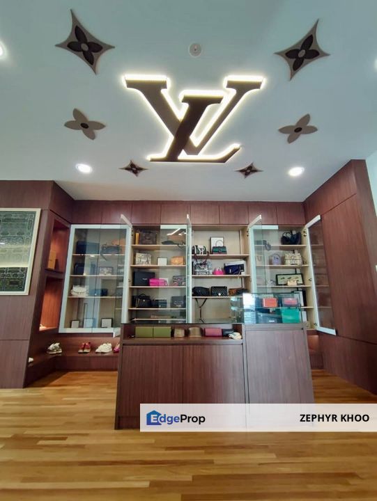 Senibong Cove Isola Grandeur Canal View 3 Storey Bungalow House For Sale, Johor, Masai