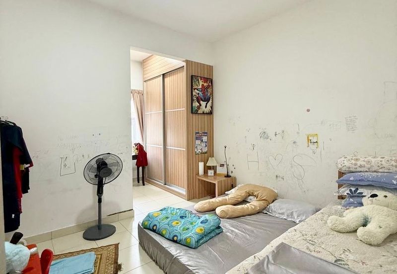 The Golf East @ Horizon Hills 2 Storey Terrace House For Sale Now!