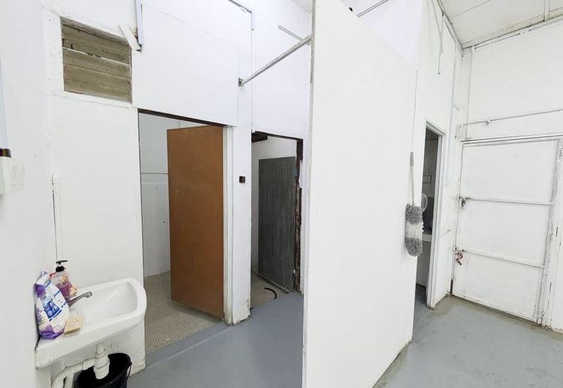 Jalan Tampoi @ Taman Mulia, Johor Bahru 2 Storey Shoplot For Rent