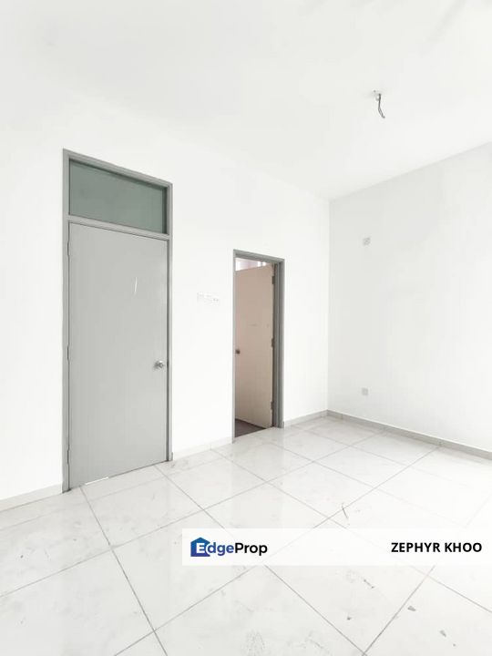 Jalan Utama @ Mutiara Rini Double Storey Semi Detached House For Sale, Johor, Skudai