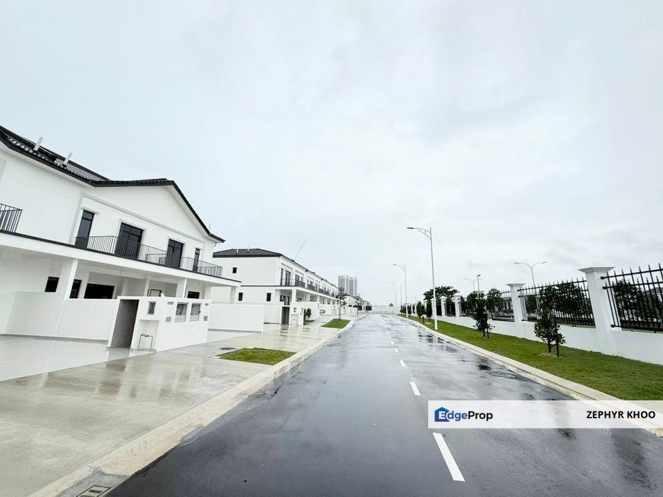 Harris, The Commune @ Eco Botanic Double Storey Link Cluster House For Sale, Johor, Nusajaya