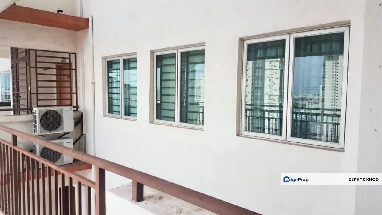 Embassy Suites / Bangunan Duta Impian Apartment For Sale, Johor, Johor Bahru