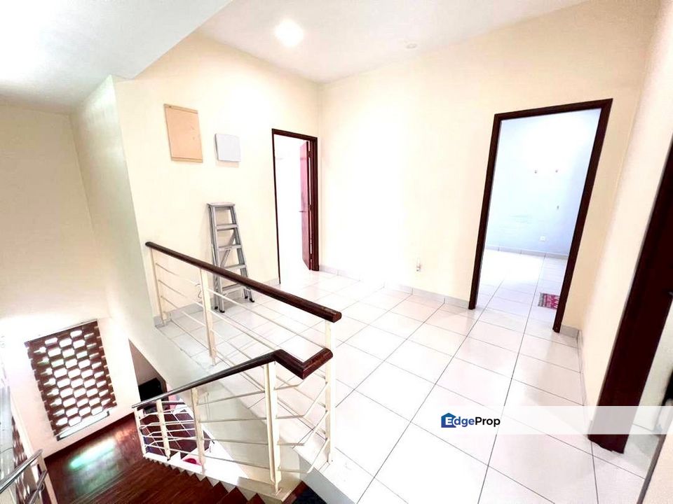 Jalan Sutera Pulai, Taman Sutera Utama @Skudai Double Storey Cluster House For Sale !, Johor, Skudai
