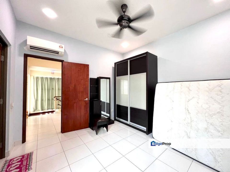 Jalan Sutera Pulai, Taman Sutera Utama @Skudai Double Storey Cluster House For Sale !, Johor, Skudai