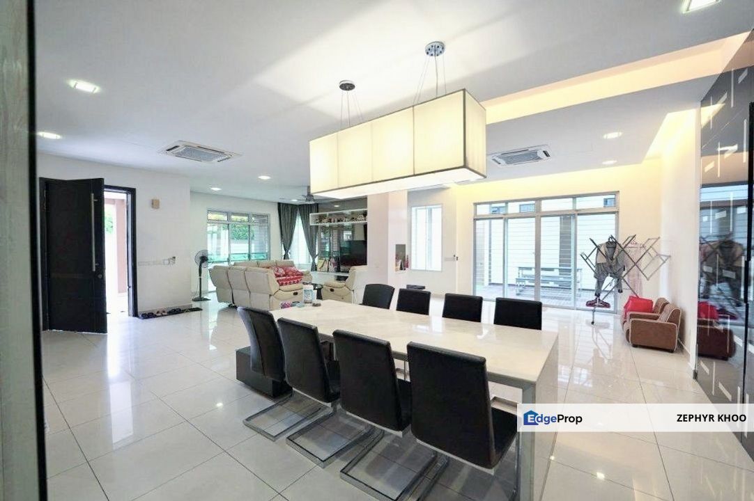 Taman Nusa Duta @ Iskandar Puteri Double Storey Semi Detached House, Johor, Johor Bahru