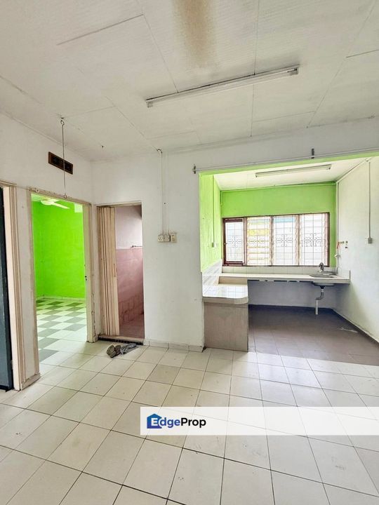 Jalan Silat Lincah, Bandar Selesa Jaya @ Skudai Lowcost Flat for Sale !, Johor, Skudai