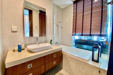 Puteri Cove Residences