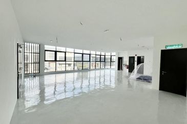 Gelang Patah Semi Detached Factory For Sale