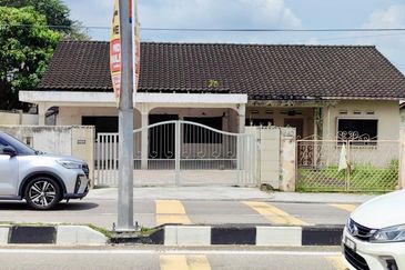 Taman Abad Shop For Rent