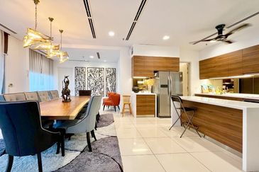 Somerset Puteri Harbour