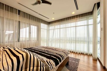 Somerset Puteri Harbour