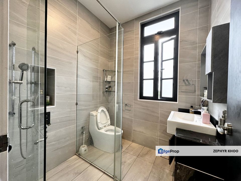 The Chateau Laeken @ Eco Botanic End Lot Superlink House For Sale, Johor, Nusajaya