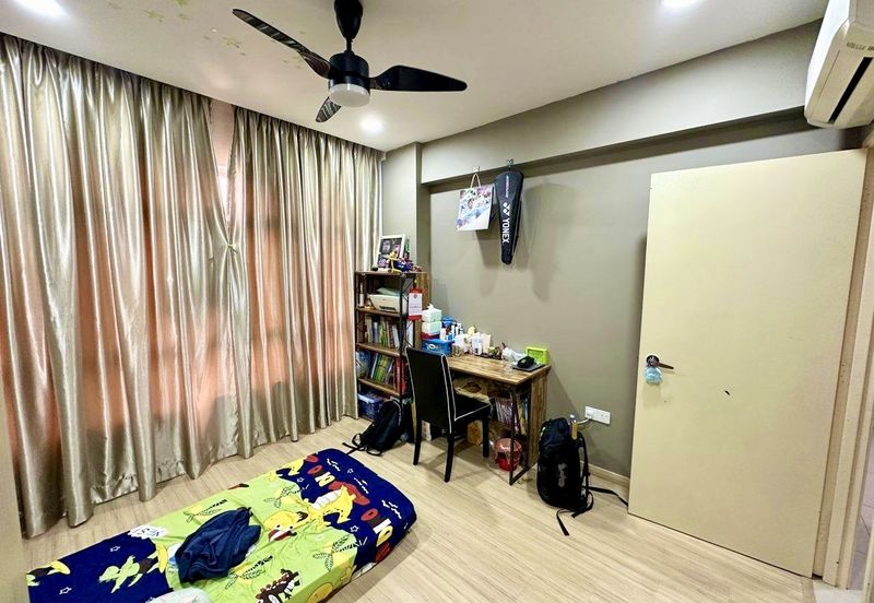 Midas Perling Apartment