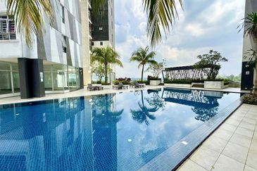 Midas Perling Apartment