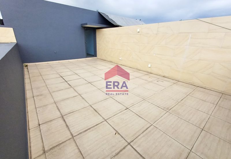 Forest City Golf Resort, Gelang Petah