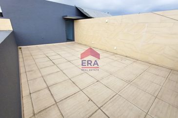 Forest City Golf Resort, Gelang Petah