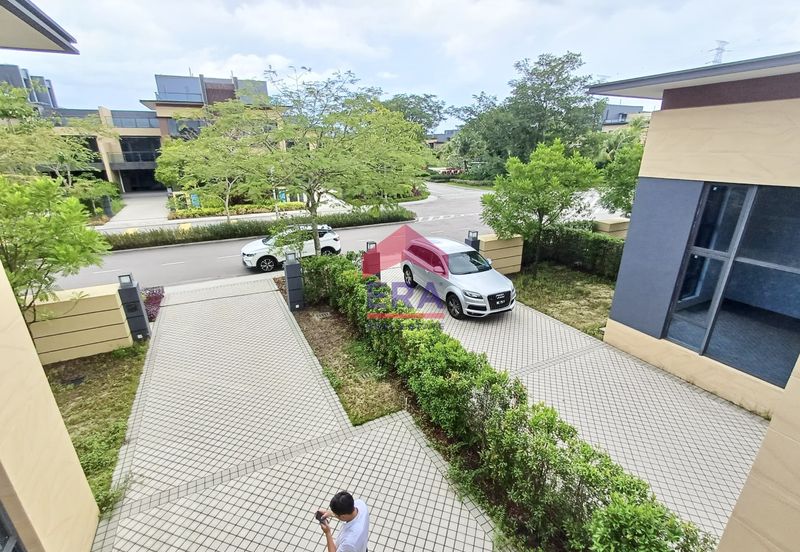 Forest City Golf Resort, Gelang Petah