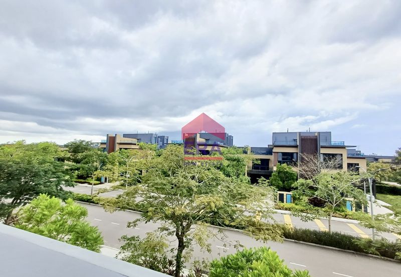 Forest City Golf Resort, Gelang Petah