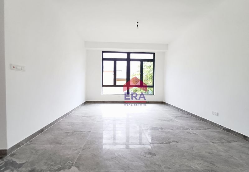 Forest City Golf Resort, Gelang Petah