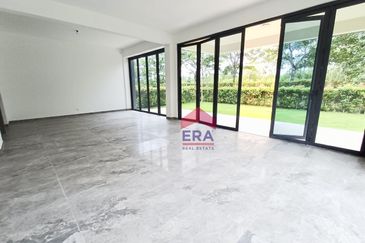 Forest City Golf Resort, Gelang Petah