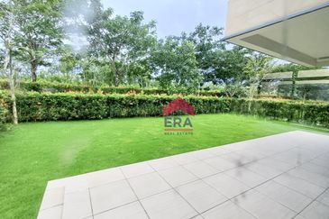 Forest City Golf Resort, Gelang Petah